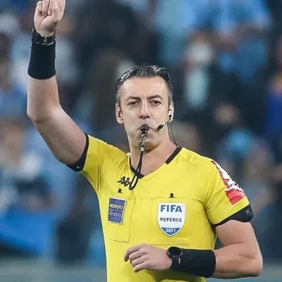 Estos serán los árbitros que estarán en el partido Argentina vs. Colombia